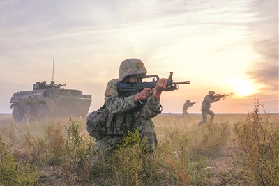 炒股配资开户网 “八十二勇士”今犹在